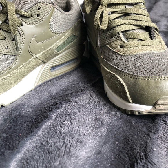 Nike Air Max 90’s in Olive Suede - Picture 5 of 6